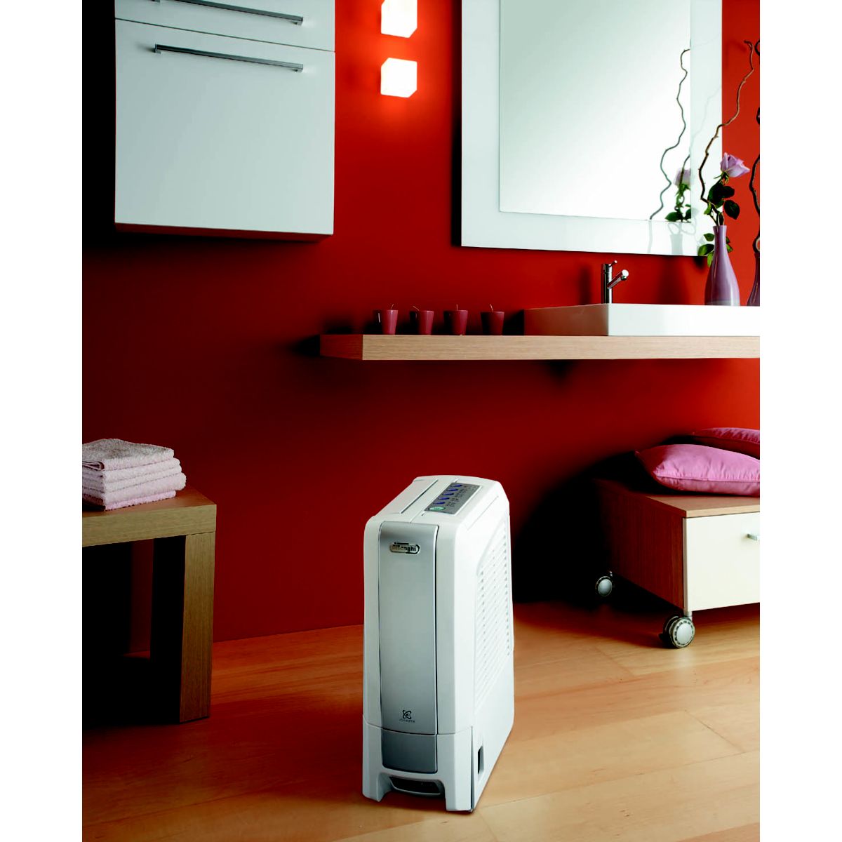 Déshumidificateur DELONGHI DNC 65 ARIADRY (photo) Déshumidificateur DELONGHI DNC 65 ARIADRY (photo)